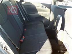 نیسان سێنترا